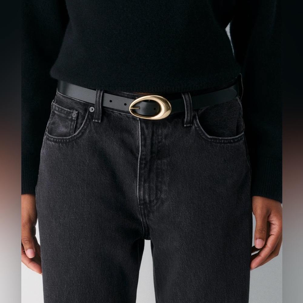 NWOT Aritzia Perennial Solid Braas Leather Belt